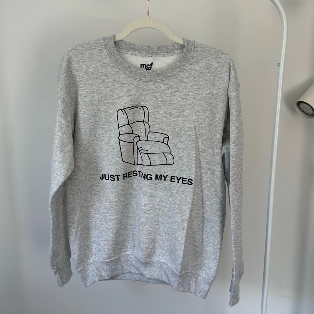 Middle-class fancy sweatshirt. gift – never worn.